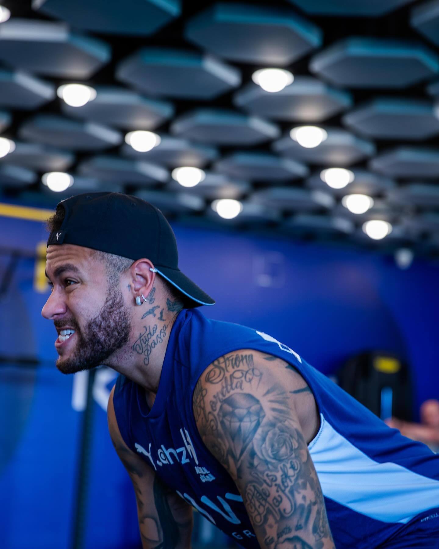 拉莫斯：我与河南队的合同12月到期，俱乐部想要与我续约（拉莫斯：与河南队合同12月到期，俱乐部有意续约）