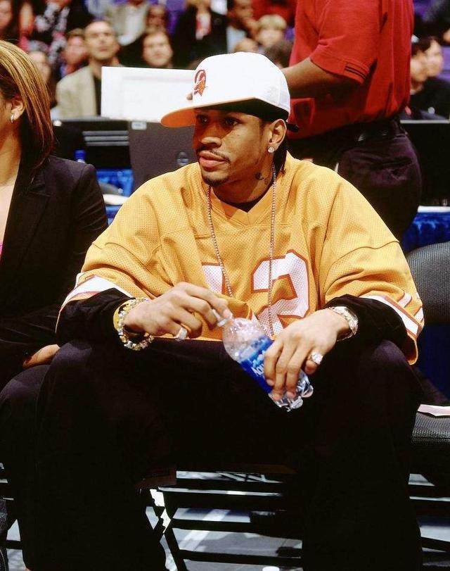 他们是知名体操伉俪，退役后一起移居美国，如今却在美国官司缠身（体操界知名夫妻档退役后携手移居美国，如今在美深陷诉讼风波）